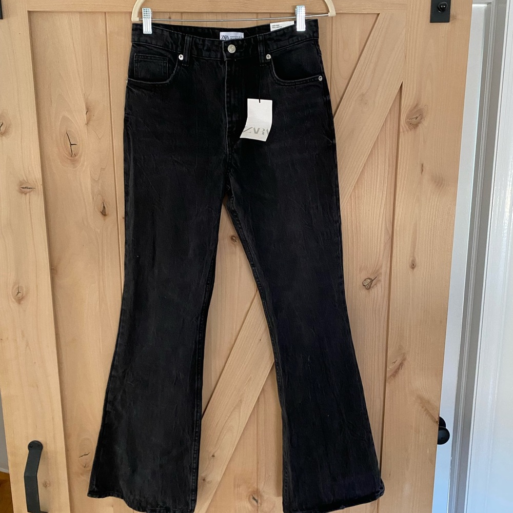 Zara High-Rise Full Length Flare Pant - size  USA 6/ 38 NWT